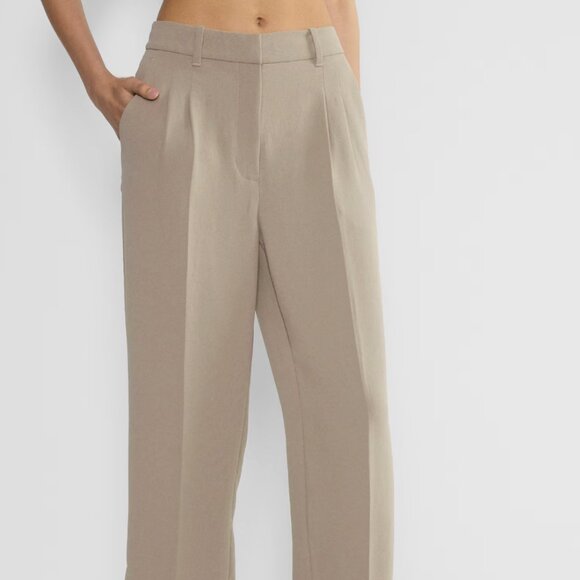 Aritzia The Effortless Pant Crepette Nomad Taupe Cropped Size 4 High Rise Wide - Picture 6 of 10